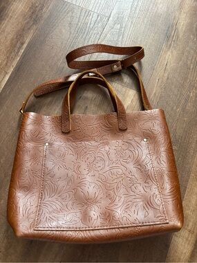 Portland Leather Crossbody Tote Medium in Meadow
